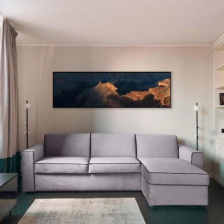 Hl Luxury Duomo Apartment - Via Torino, Montenapoleone Милан Экстерьер фото