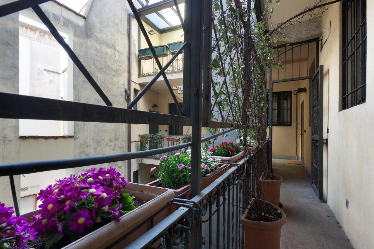 Hl Luxury Duomo Apartment - Via Torino, Montenapoleone Милан Экстерьер фото